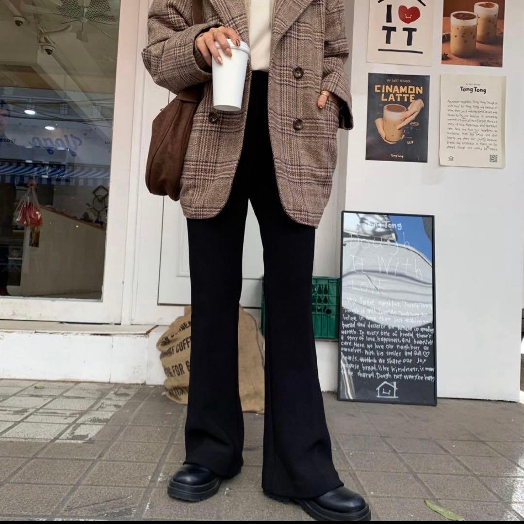 BLATE 裏起毛フレアパンツ