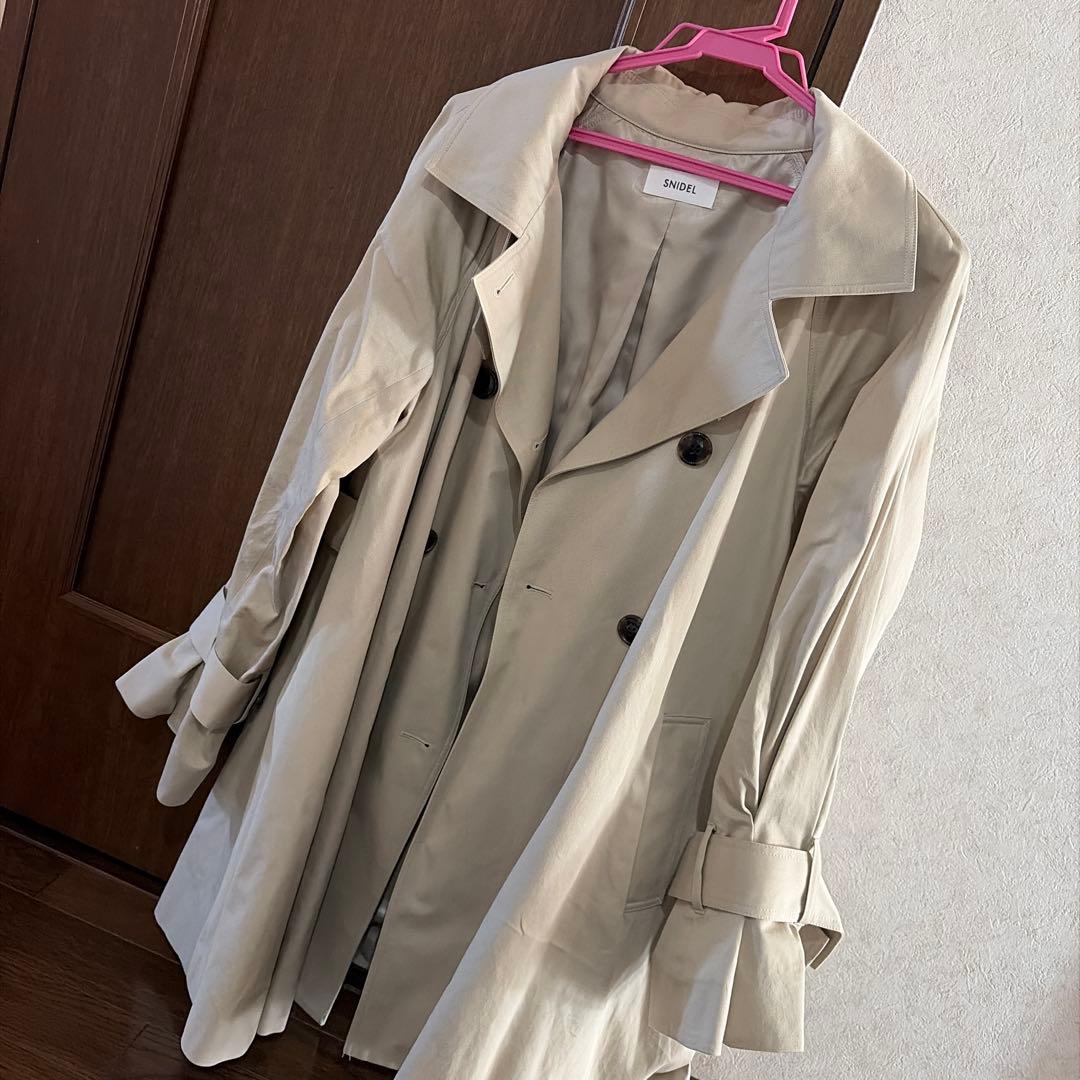 スナイデル　ミドルフレアトレンチコート　【snidel】