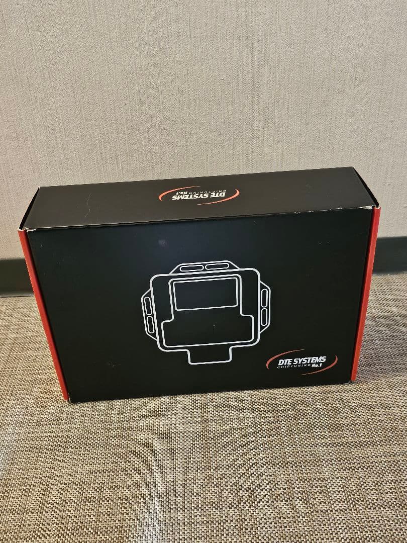 DTE SYSTEMS サブコン＋スロコン　セット　AUDI　RS3 アウディ用