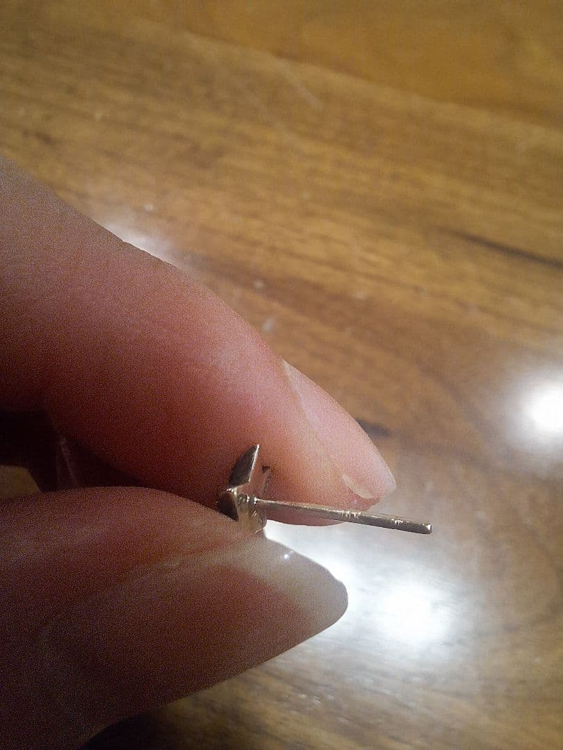 CHROME HEARTSスタースタッドピアス