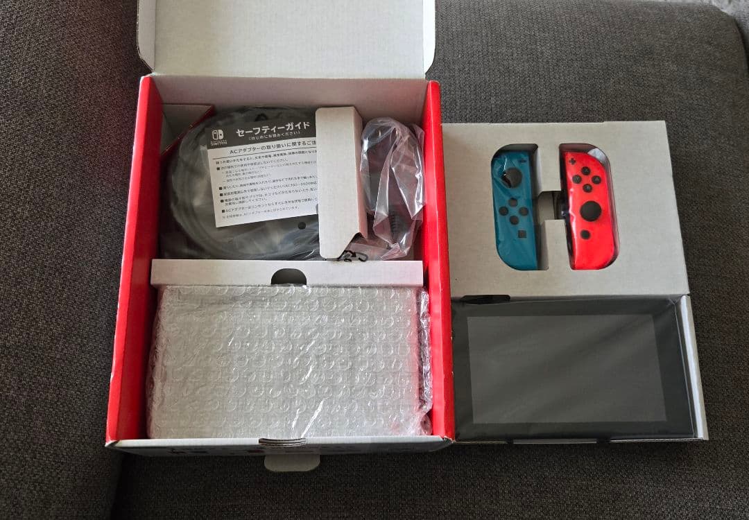 【新品未使用】　NintendoSwitch　本体　ニンテンドースイッチ