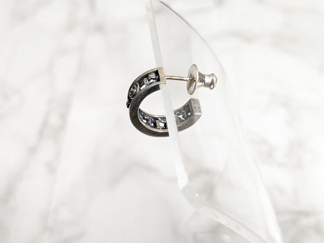 ジャスティンデイビス　シルバー925　K18　金銀　コンビ　ピアス　クラウン