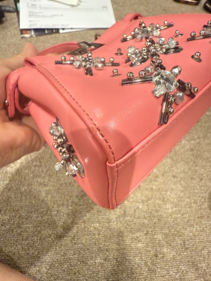 お*K様 FENDI ビジュー付きパーティーバッグ ピンク