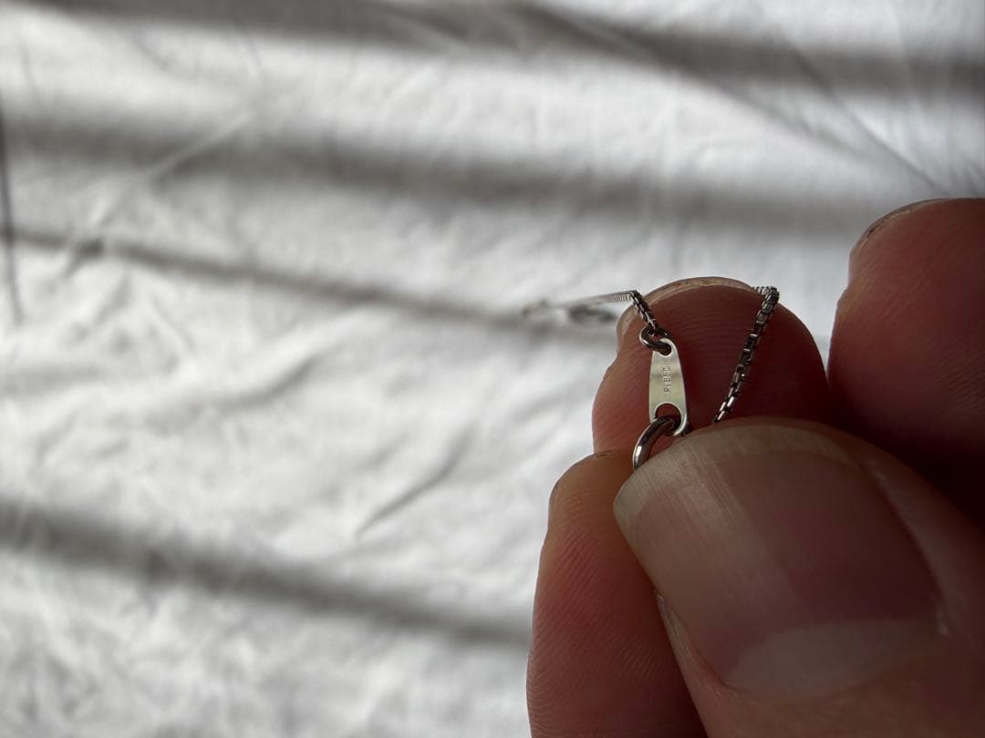 クリスタル風ストーン付きネックレス　pt850、pt900刻印