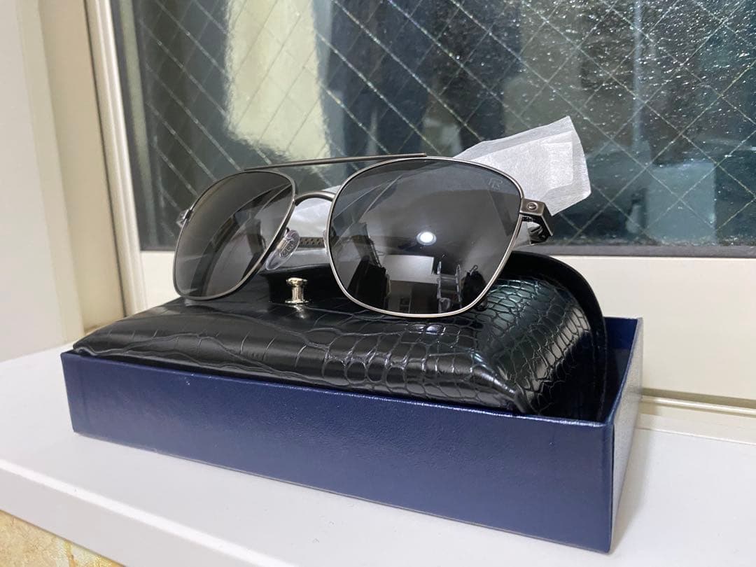 オートモーティブ パイロット サングラス　新品