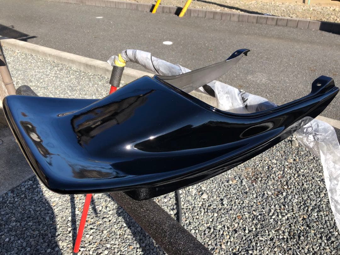 ゼファーχ BEET風テールカウル黒　ゆっぴー