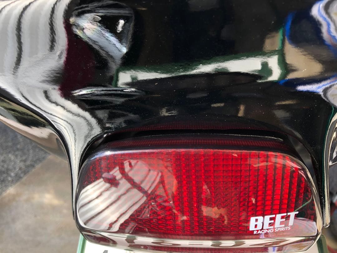 ゼファーχ BEET風テールカウル黒　ゆっぴー