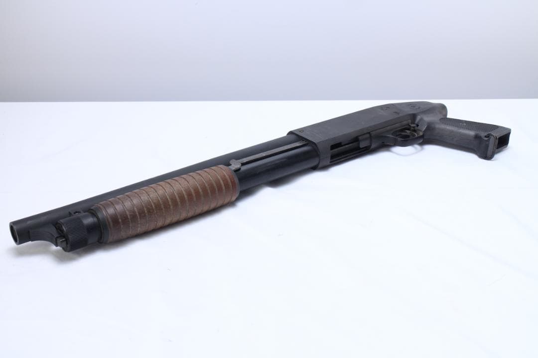 ※訳 KTW イサカ M37 ポリスショットガン エアコッキングガン 18歳以上