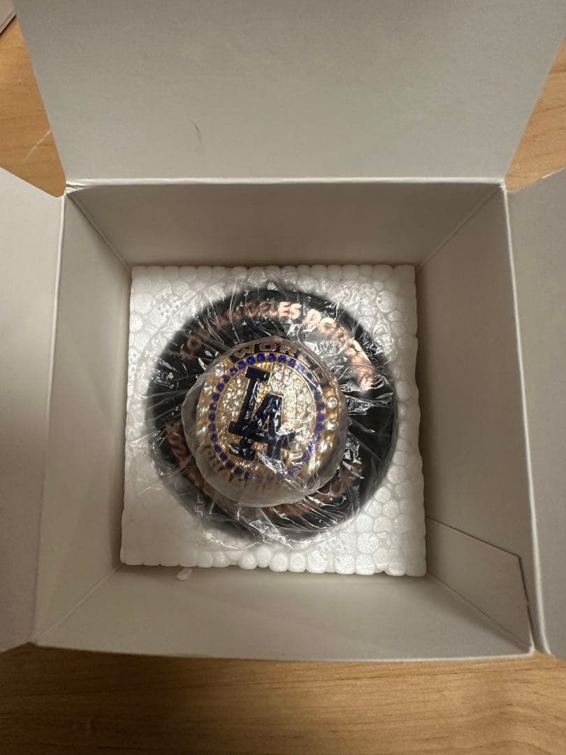 大谷翔平 記念品 ロサンゼルス・ドジャース ワールドシリーズチャンピオンリング