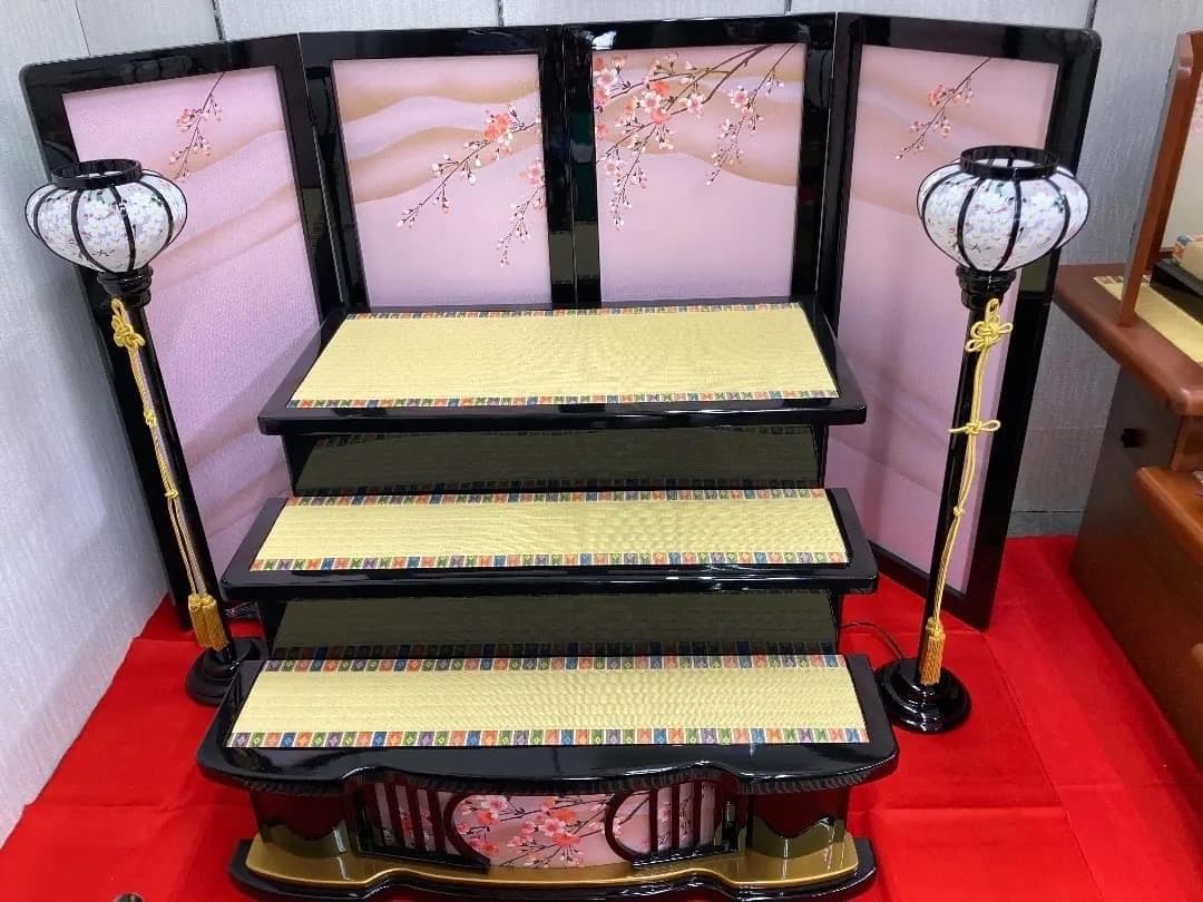 専用ページ　C7 訳あり特価　ひな壇飾り　雛人形三段　雪洞付き　ひな人形三段