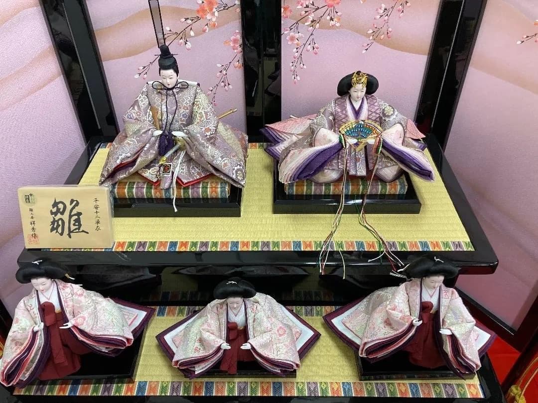 専用ページ　C7 訳あり特価　ひな壇飾り　雛人形三段　雪洞付き　ひな人形三段