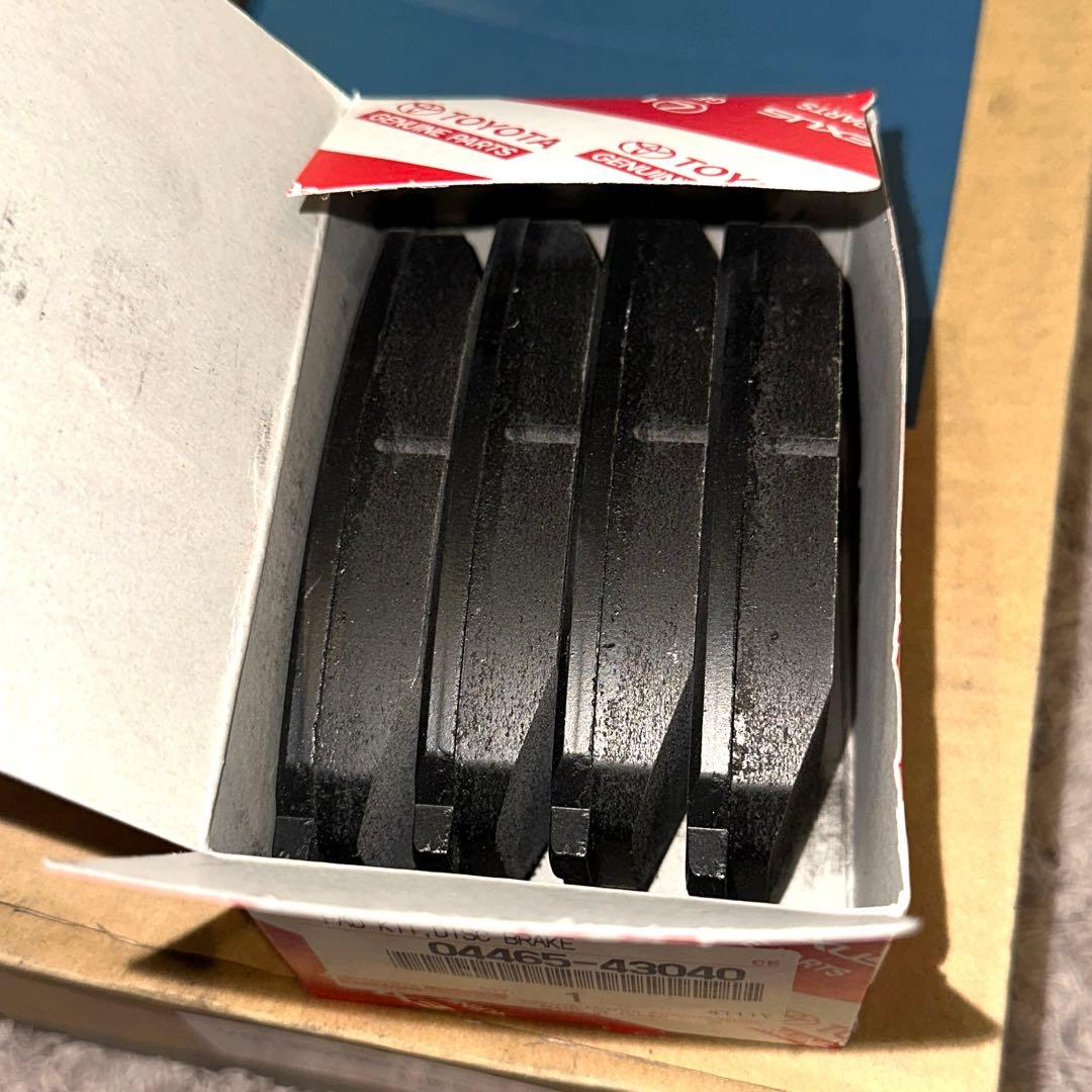 トヨタ純正 新品 コンフォート タクシー ブレーキ ディスクパット Rシュー