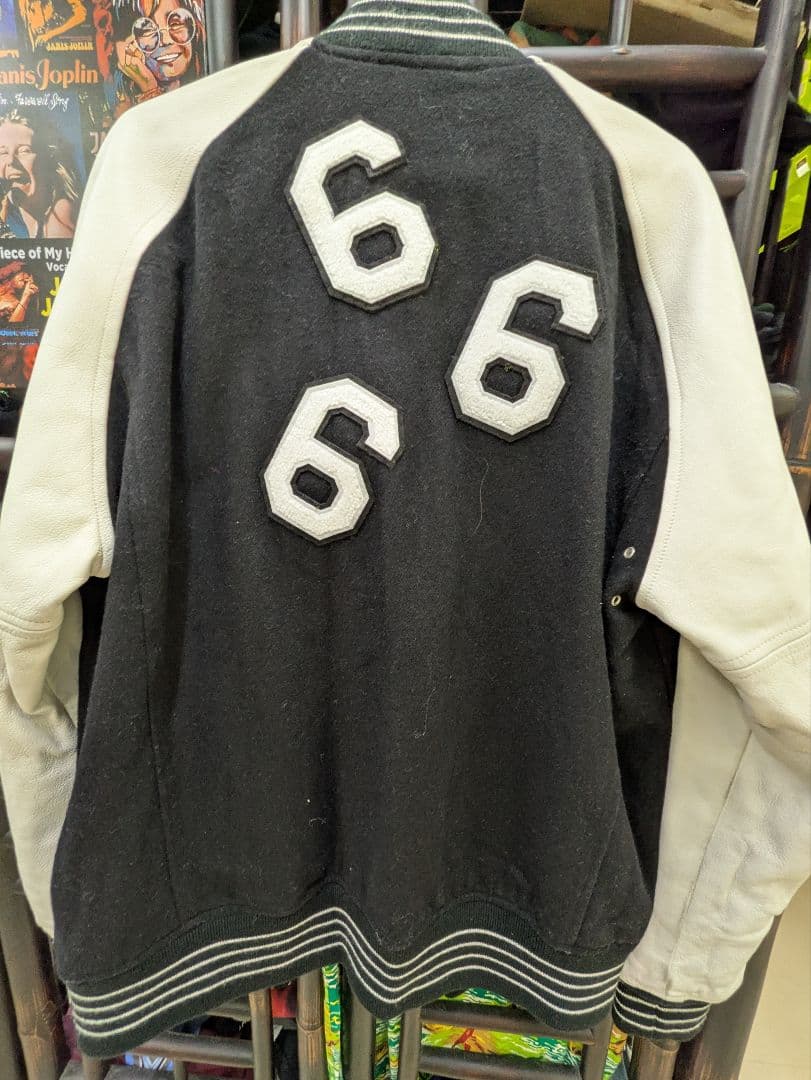 シ*ー様 AVIREX☆袖革 スタジャン XL