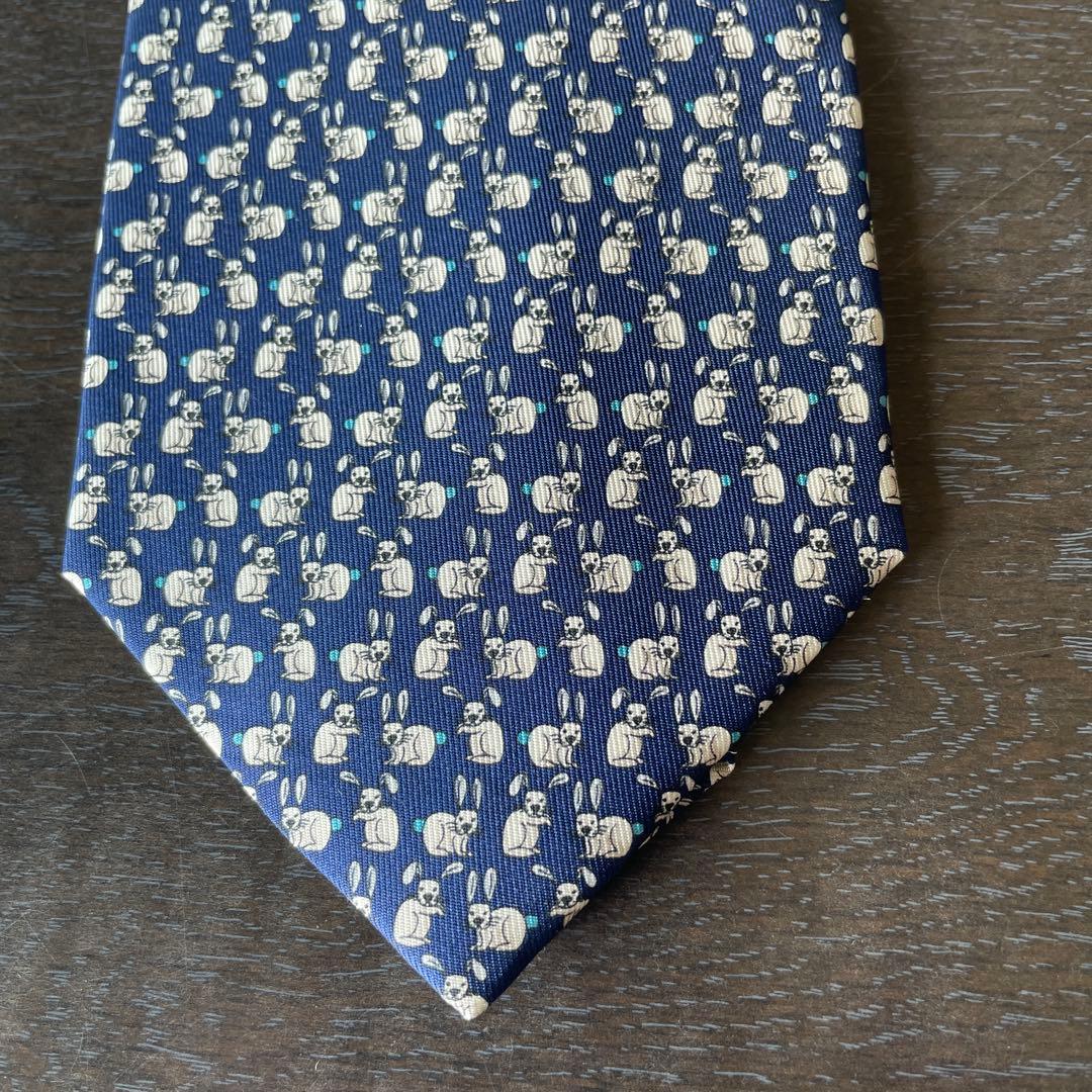 Salvatore Ferragamo ネクタイ ネイビー 新品未使用