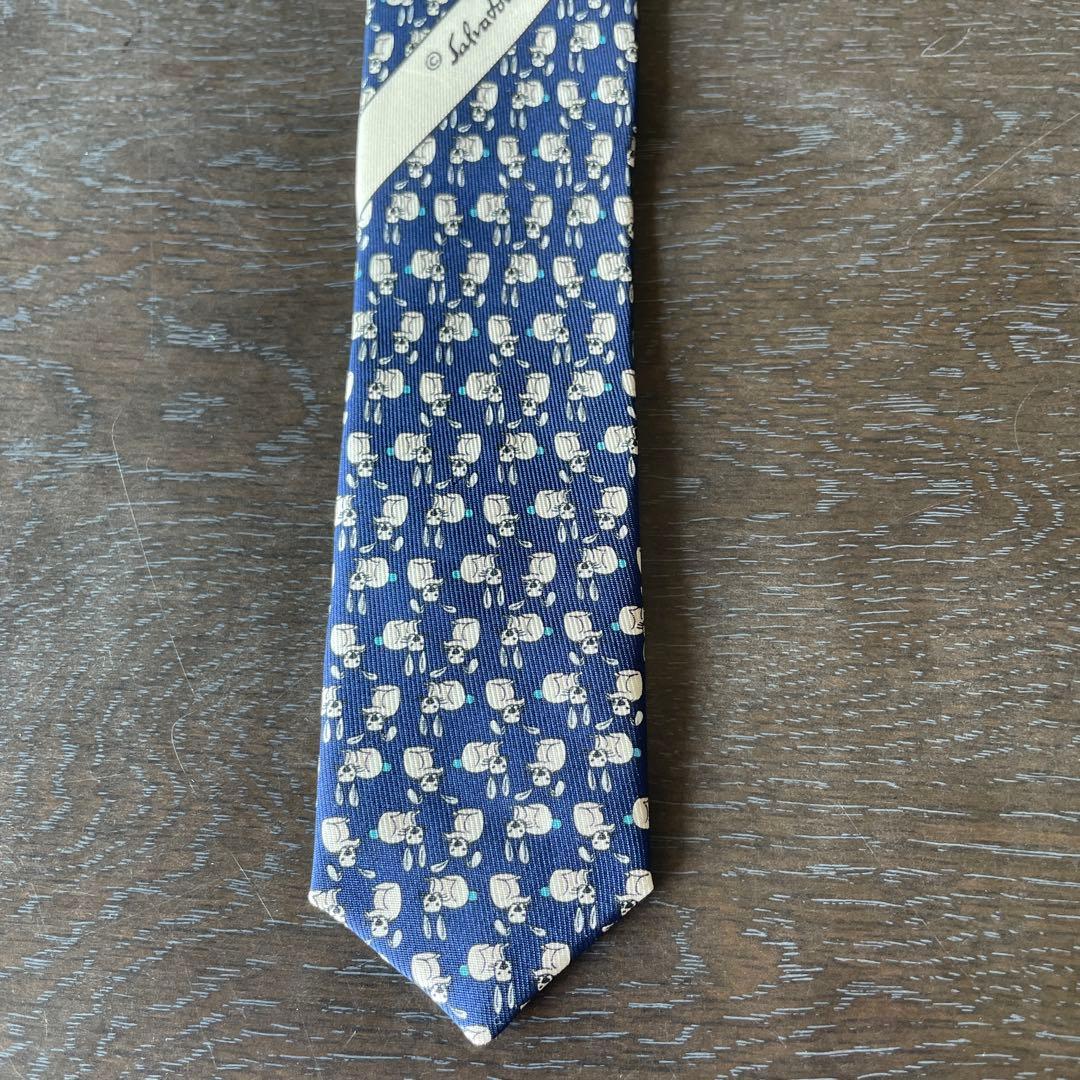 Salvatore Ferragamo ネクタイ ネイビー 新品未使用