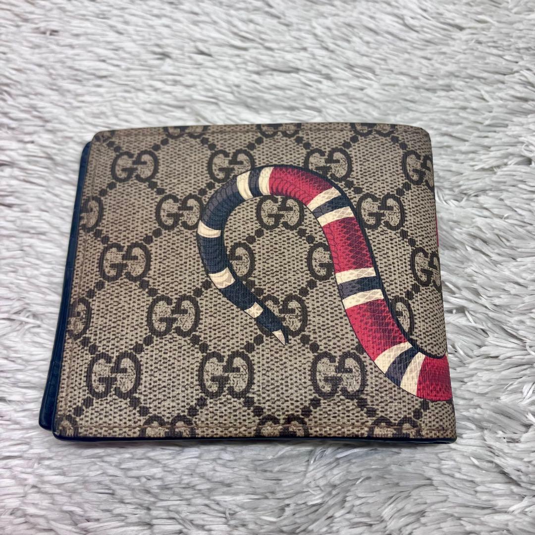 箱付き極美品✨GUCCI キングスネーク GGスプリーム 二つ折り財布 GG柄
