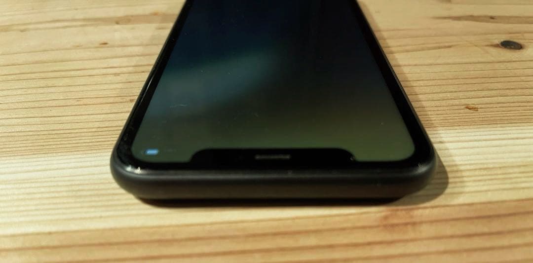 Apple iPhone 11 スペースグレー ケース付き