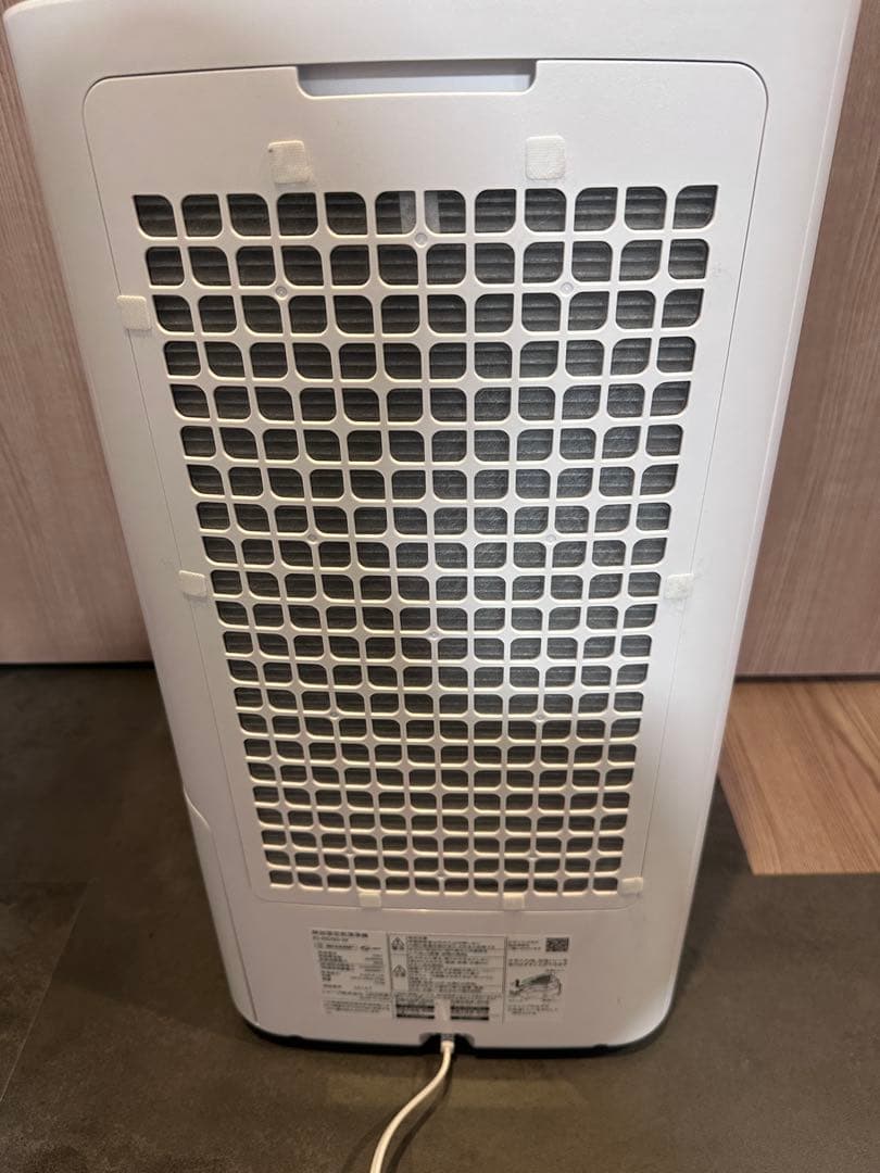 シャープ 空気清浄・加湿機 KI-SD50-W