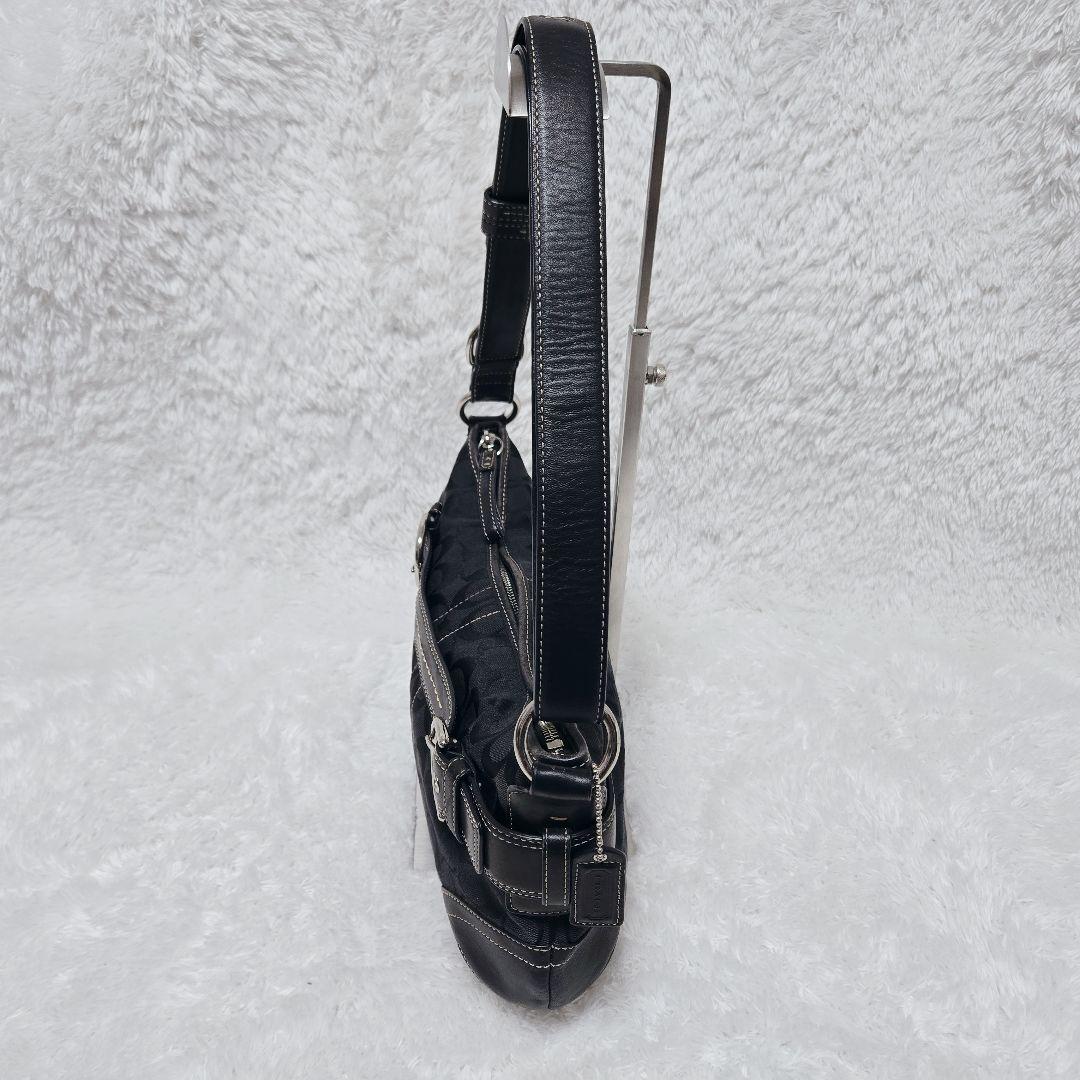 COACH シグネチャー ワンショルダーバッグ 黒 F07077