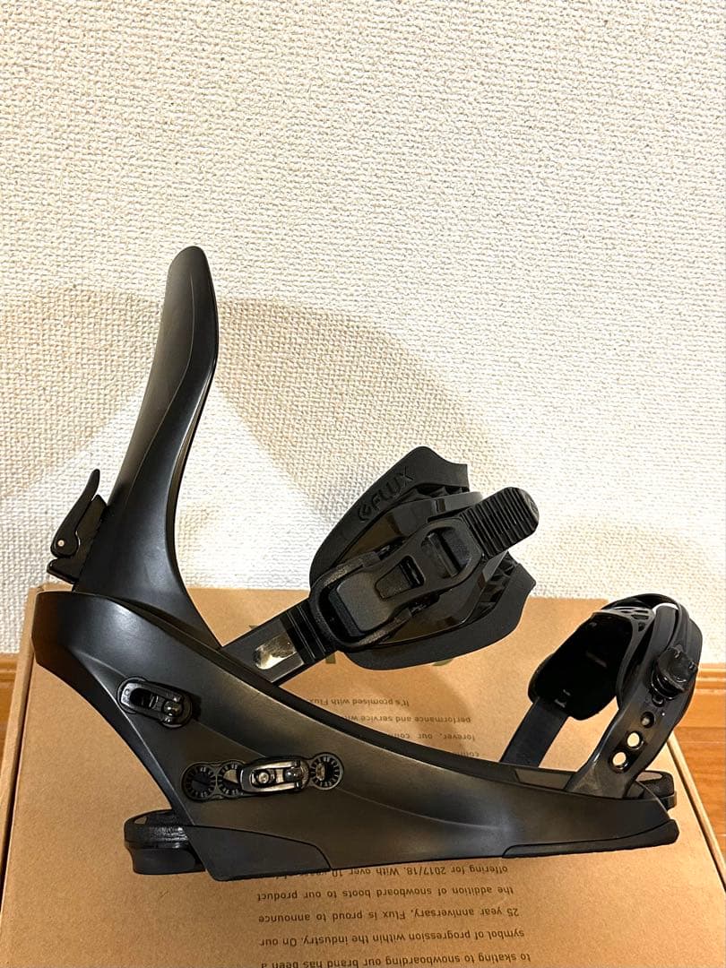 FLUX CV M サイズ　23-24モデル　ブラック 使用4回