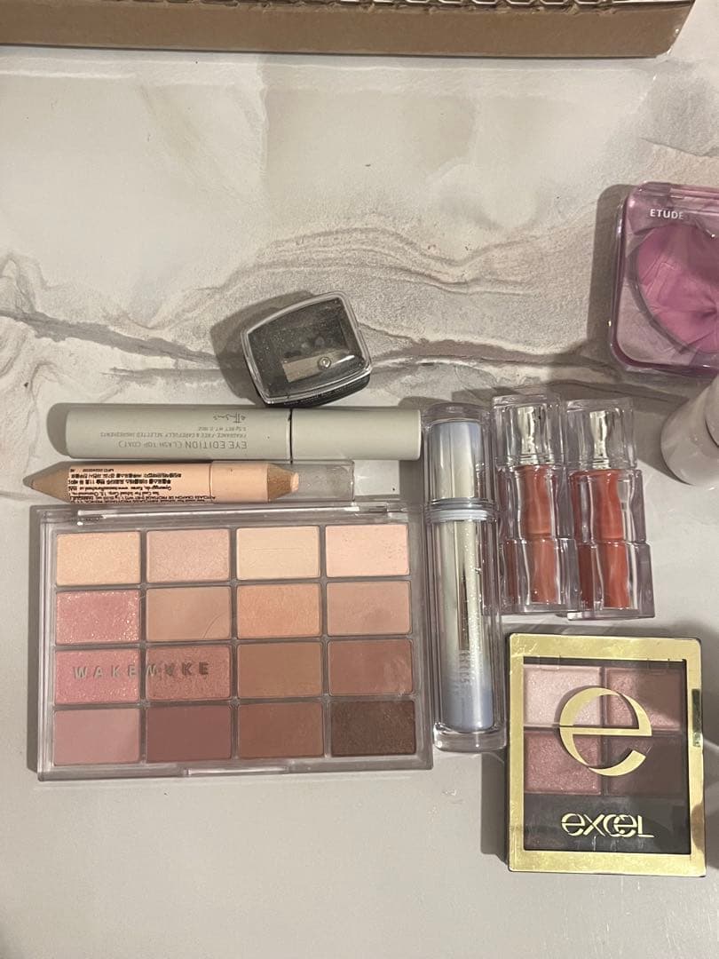 GW特別価格　コスメまとめ売り