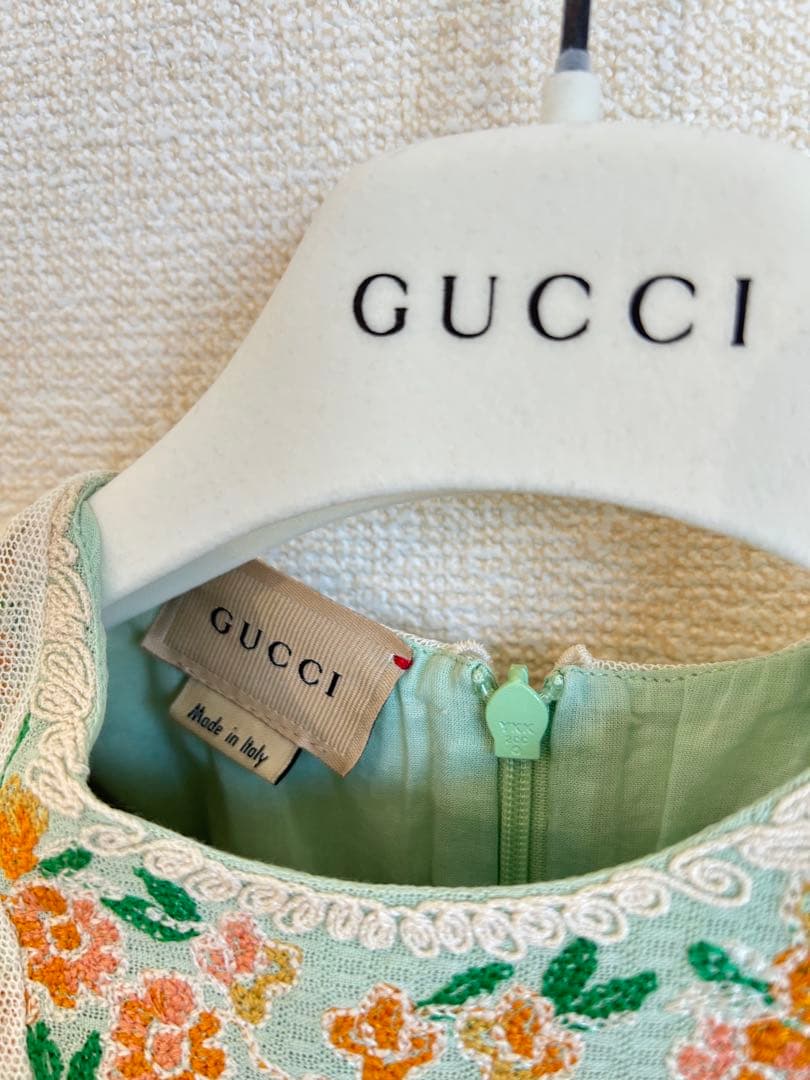 GUCCI 女の子ノースリーブワンピース　110