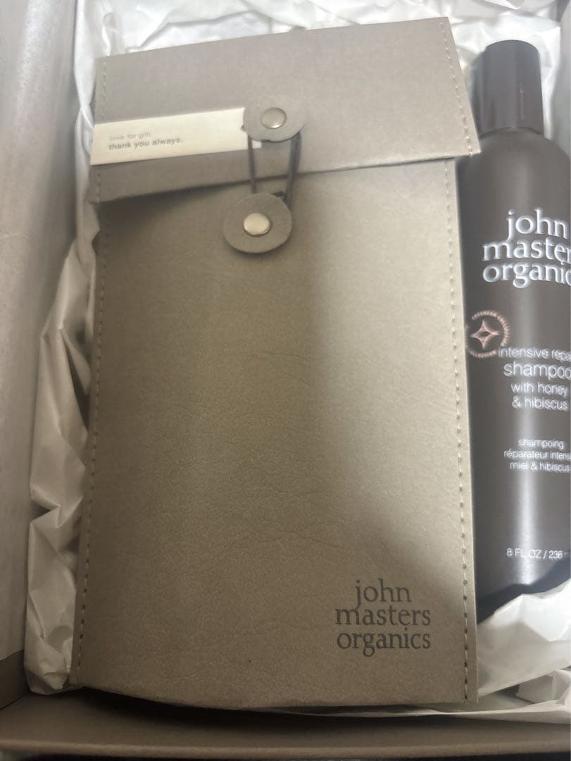 【新品・未使用】ジョンマスターオーガニックシャンプー＆トリートメント＆ヘアミルク