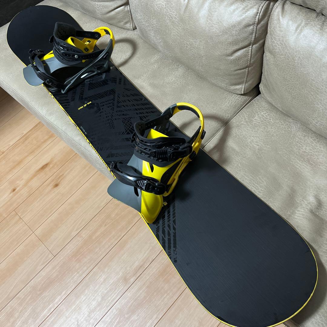 グラトリ FNTC BLACK DECK 148×FLUX DS WING M