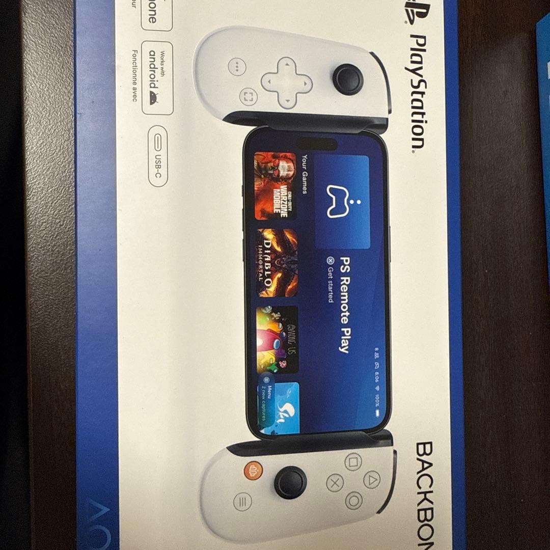 スマートフォン用ゲームコントローラーバックボーン