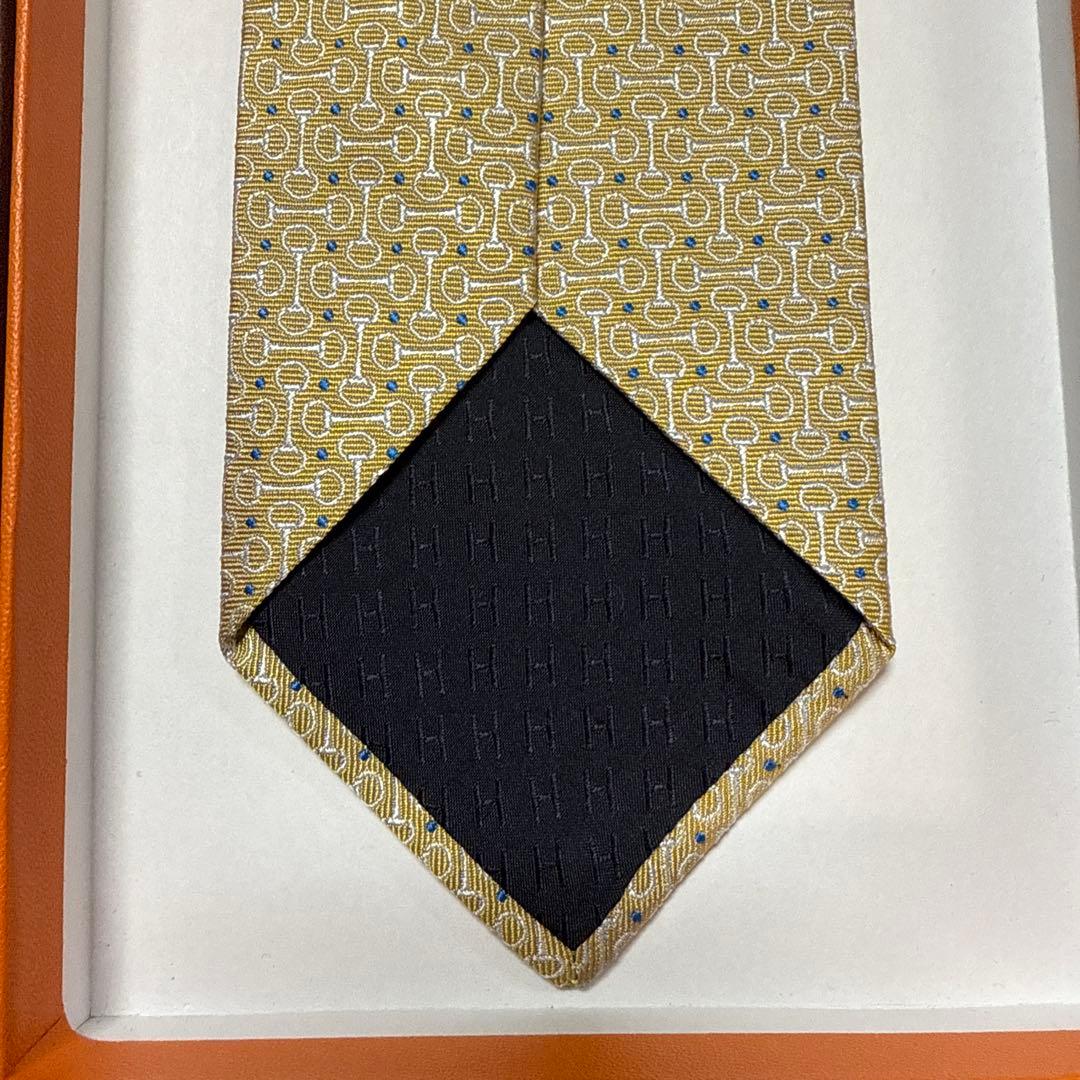 美品　エルメス　ネクタイ　金　シェーヌダンクル　シルクジャガード　派手　結婚式