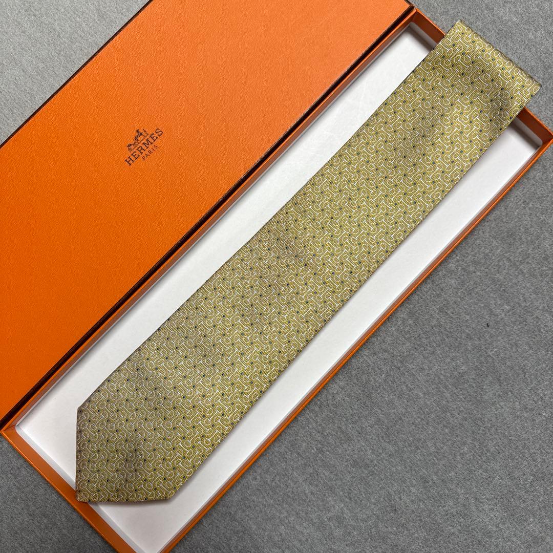 美品　エルメス　ネクタイ　金　シェーヌダンクル　シルクジャガード　派手　結婚式