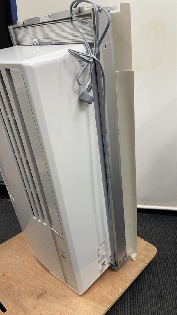 ★中古極美品！2024年製　コロナ　窓用エアコン　CW-1624R CORONA