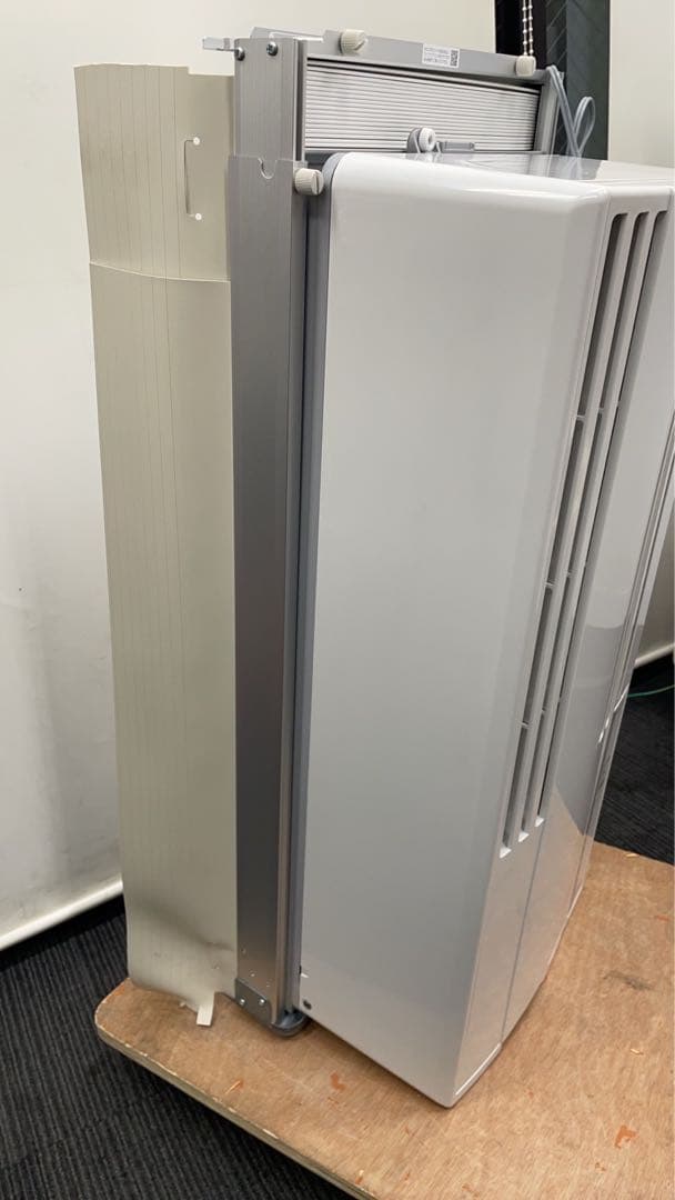 ★中古極美品！2024年製　コロナ　窓用エアコン　CW-1624R CORONA