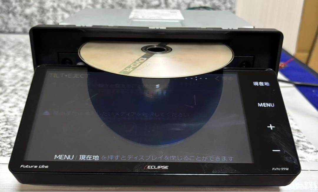 カーナビ AVN-R9W