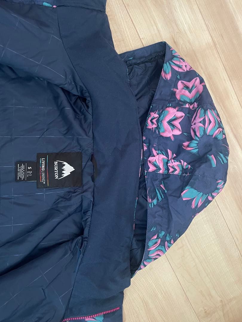 Burton スノーボード用 ネイビー花柄ジャケット