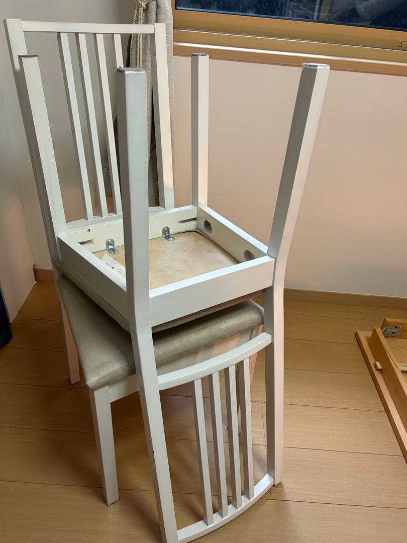 【IKEA】ダイニングチェア　BORJE 4脚セット ナチュラル　木製