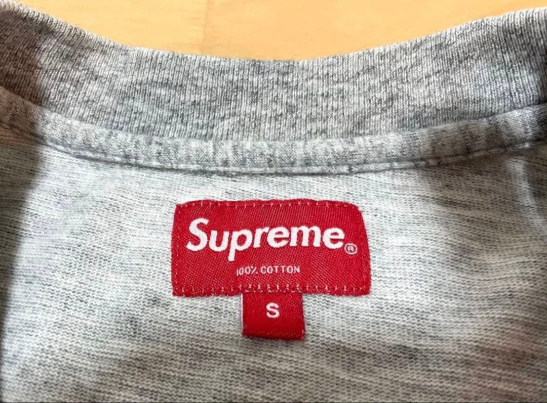 Supreme アーチロゴ ロンT