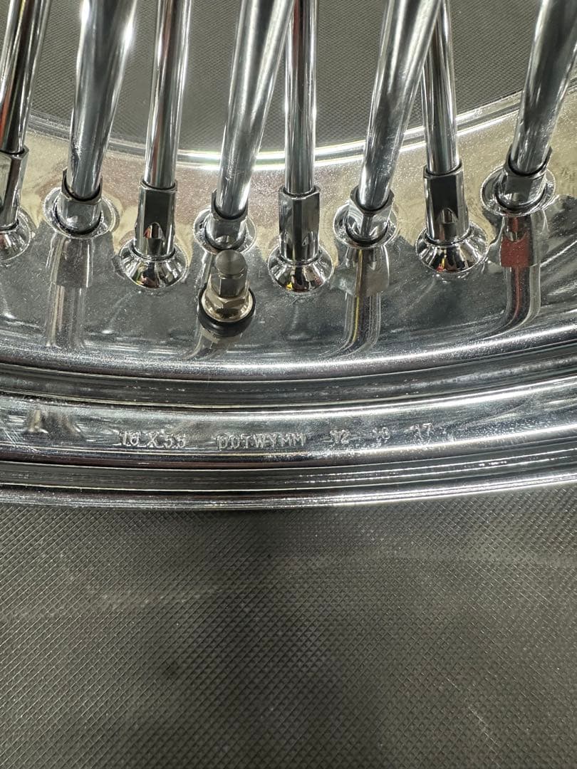 ハーレーロードグライドfltrxリヤホイール