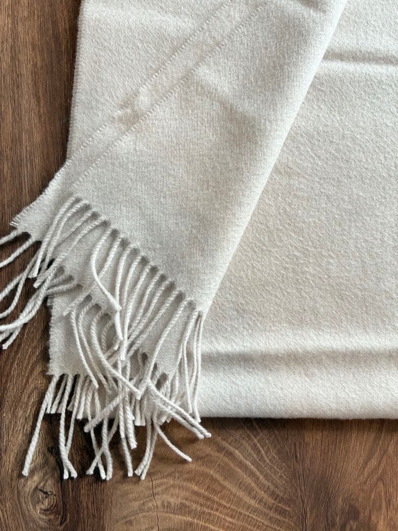 極美品　ジョンストンズ マフラー スノー　カシミヤ　ショール