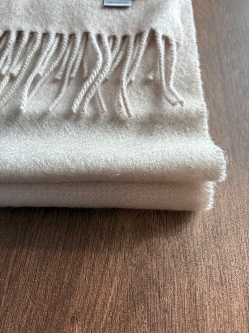 極美品　ジョンストンズ マフラー スノー　カシミヤ　ショール