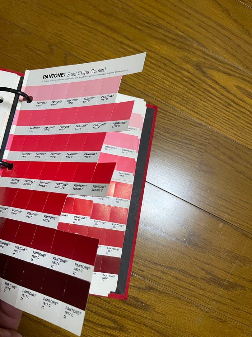 PANTONE ソリッドチップブック コーティング・未コーティング