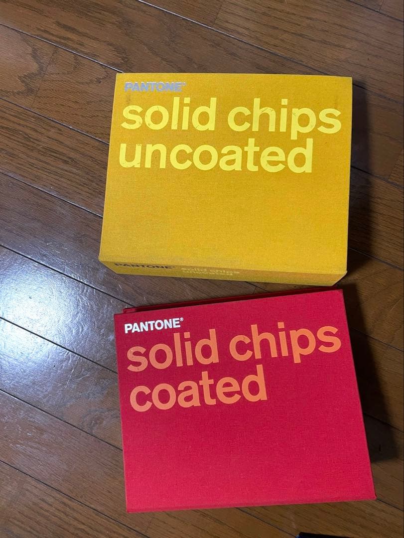 PANTONE ソリッドチップブック コーティング・未コーティング
