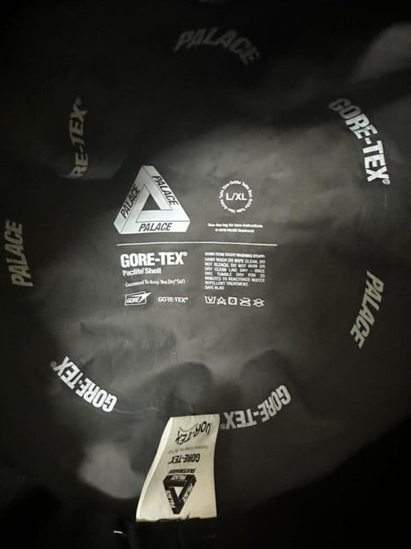 PALACE GORE-TEX バケットハット ブラック