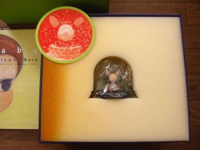 Lullaby Supermarket　スノードーム付　直筆イラスト入　奈良美智