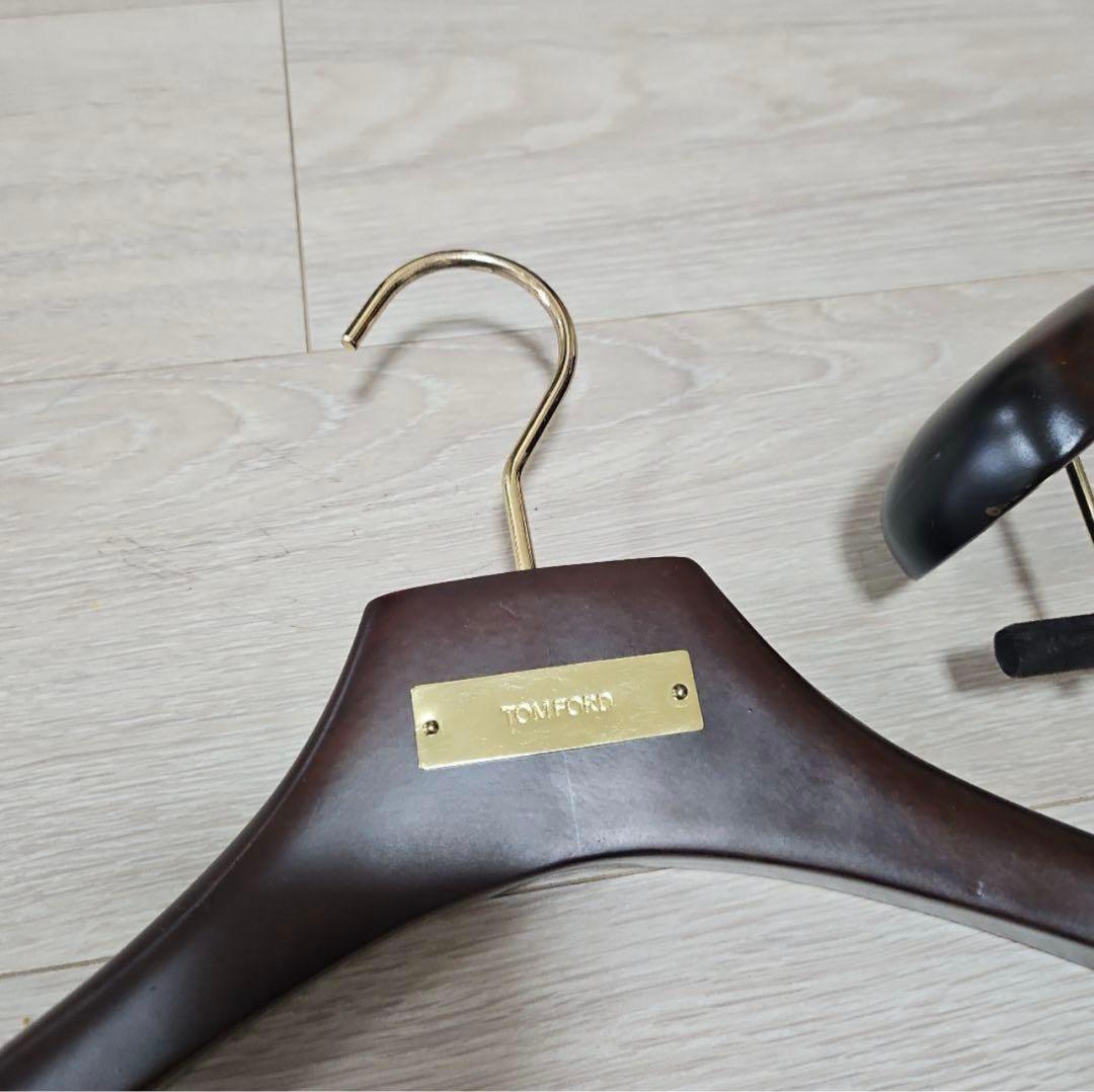 TOMFORD トムフォード　ハンガー　2点セット