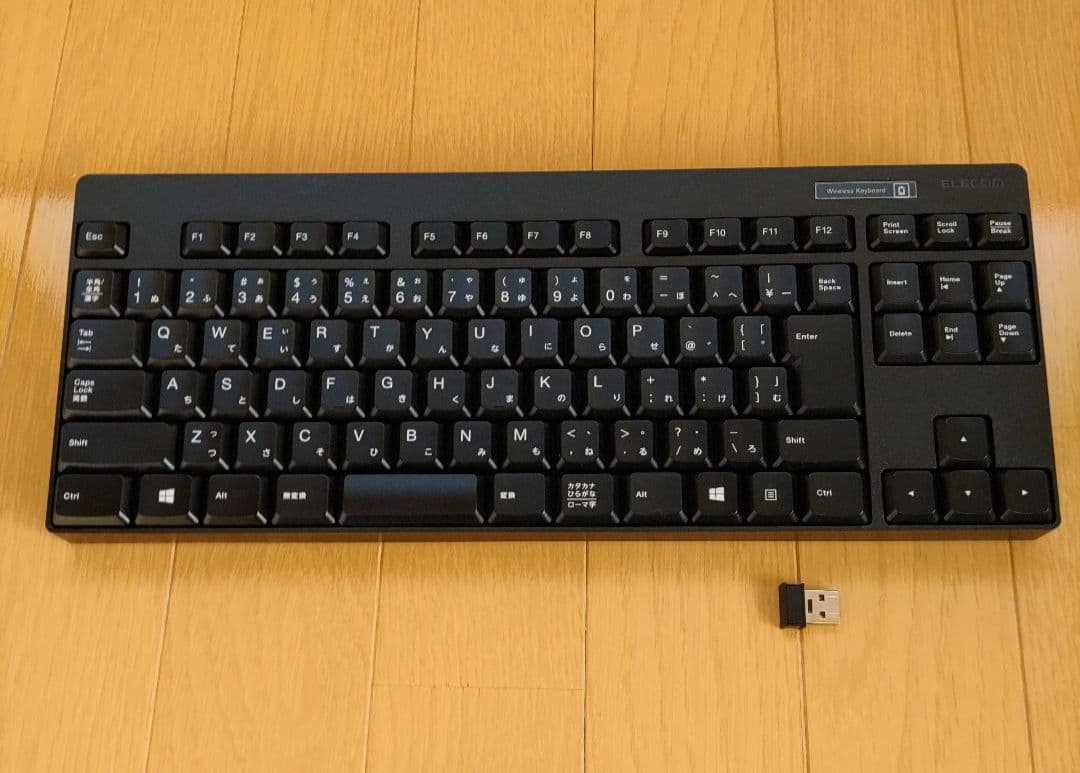 TOSHIBA 一体型　デスクトップPC Windows10