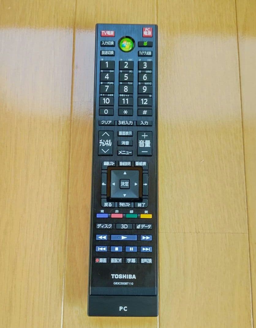 TOSHIBA 一体型　デスクトップPC Windows10