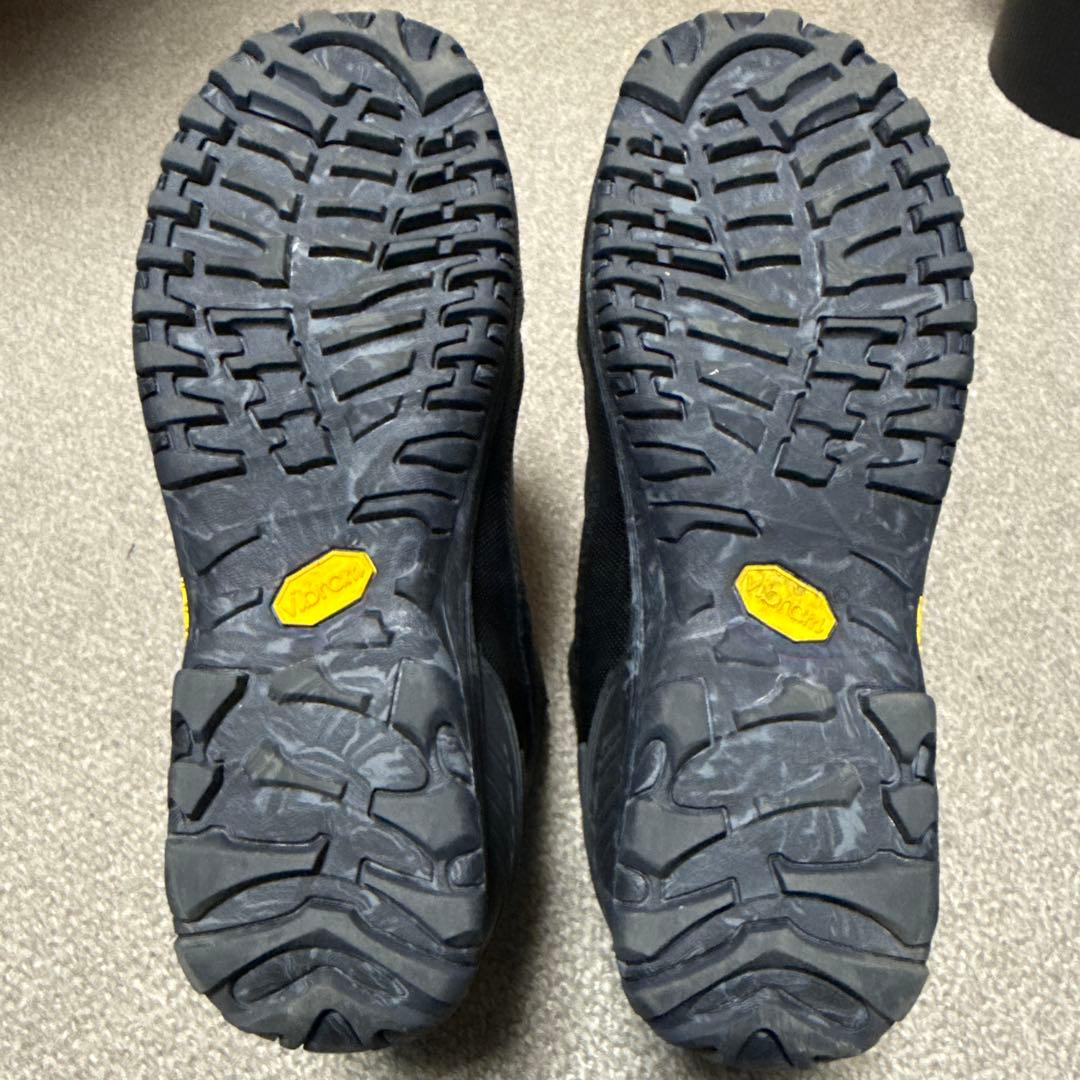 クシタニ　アドーネシューズ　26.5 K-6302