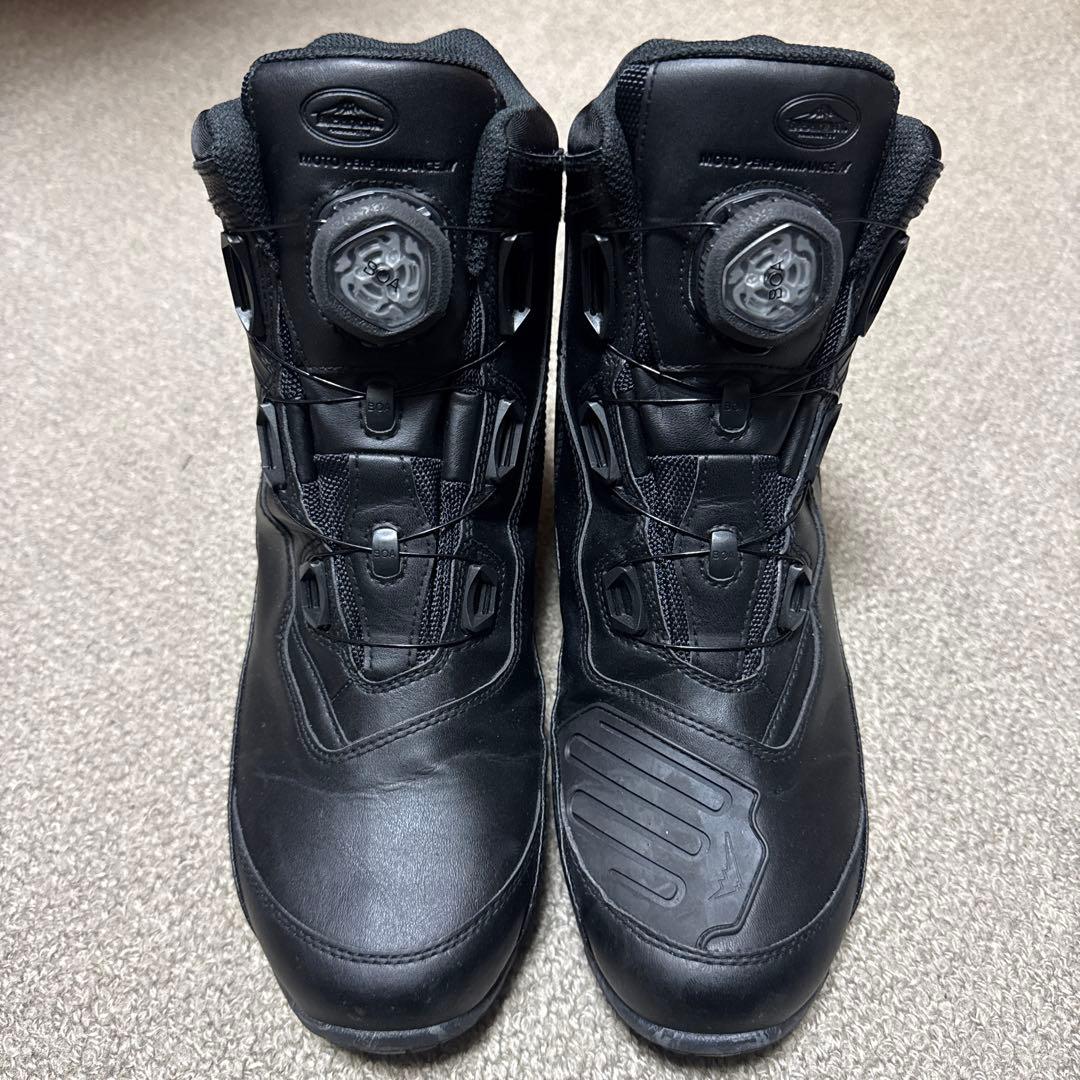 クシタニ　アドーネシューズ　26.5 K-6302