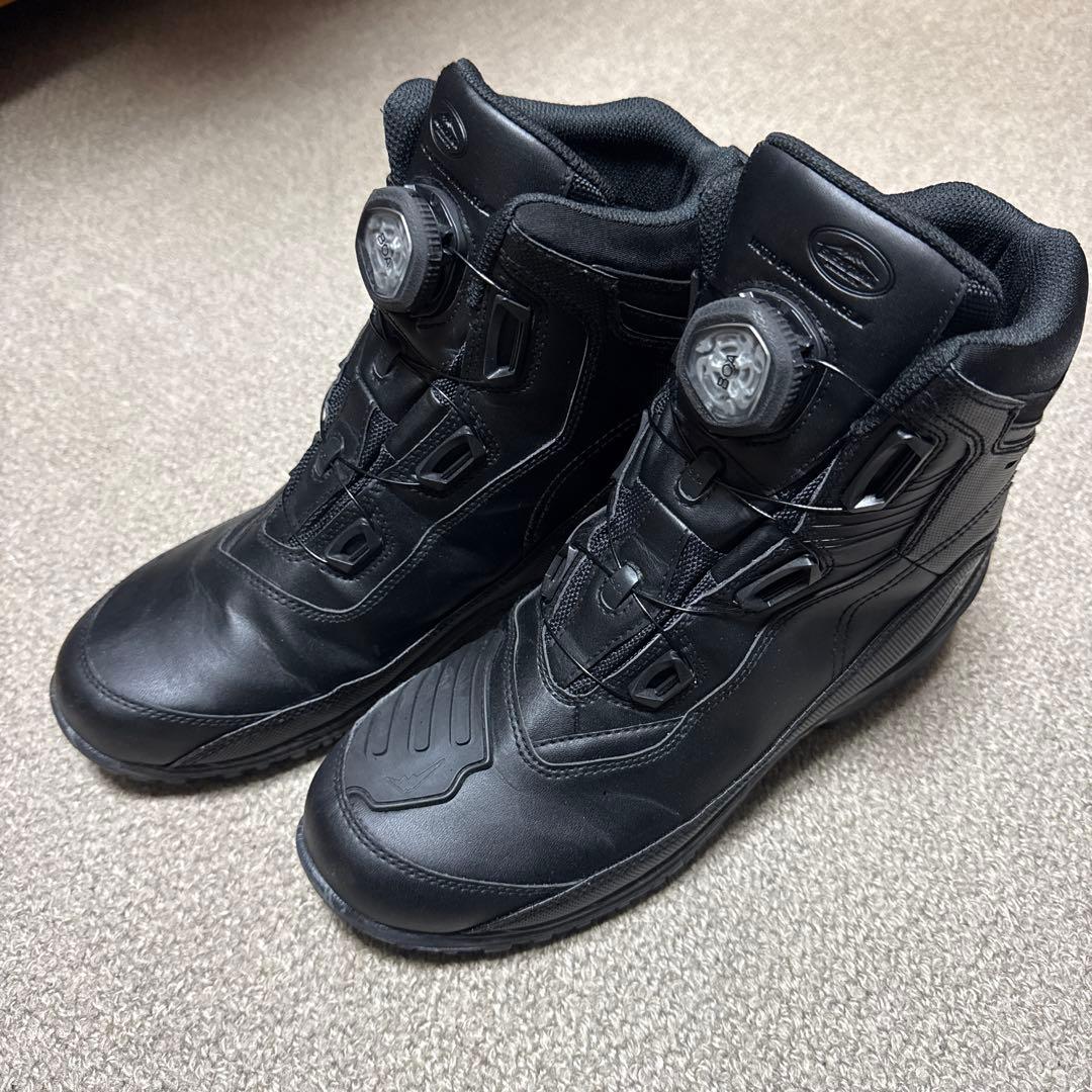 クシタニ　アドーネシューズ　26.5 K-6302